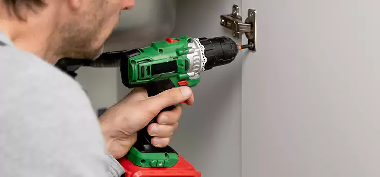 Commercial Door Hinge Repair Evergreen Park