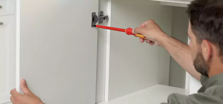 Screen Door Hinge Repair Evergreen Park