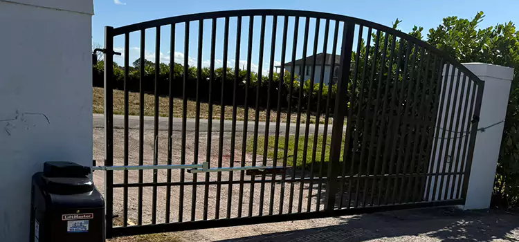 Driveway Fence Repair Evergreen Park