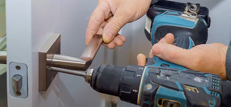Security Door Lock Installation Evergreen Park